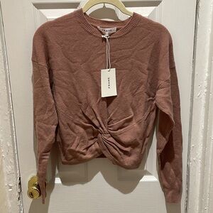 Frame 100% cashmere sweater